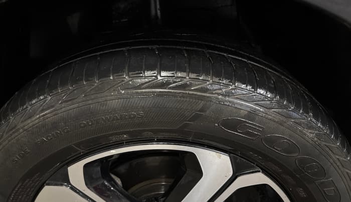 2021 Tata NEXON XZ PLUS PETROL SUNROOF, Petrol, Manual, 45,615 km, Left Front Tyre Tread