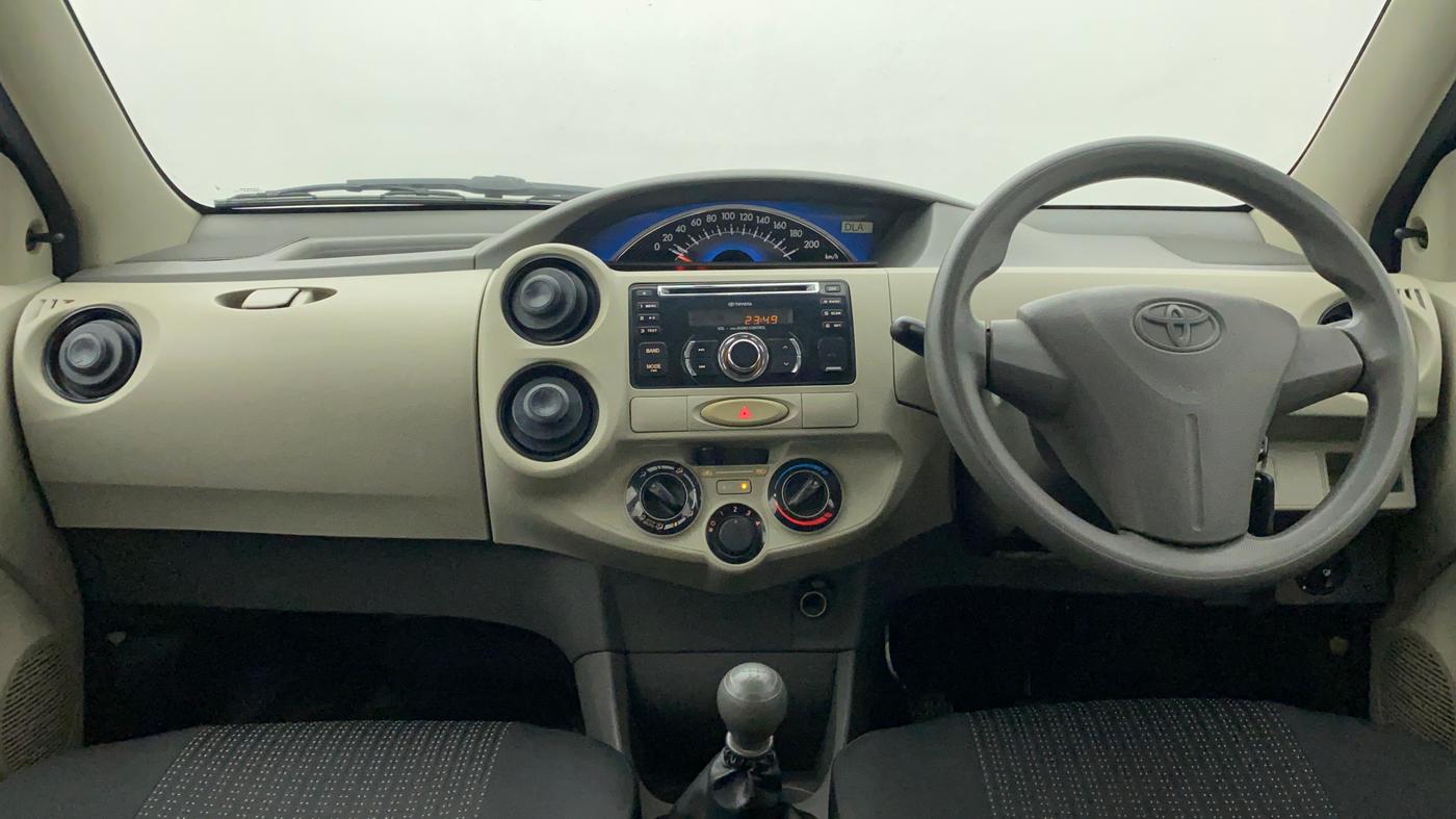 2014 Toyota Etios Liva D 4D GD, Diesel, Manual, 76,975 km, Dashboard