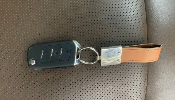 2024 Mahindra SCORPIO-N Z8 PETROL MT 7 STR, Petrol, Manual, 12,317 km, Key Close Up