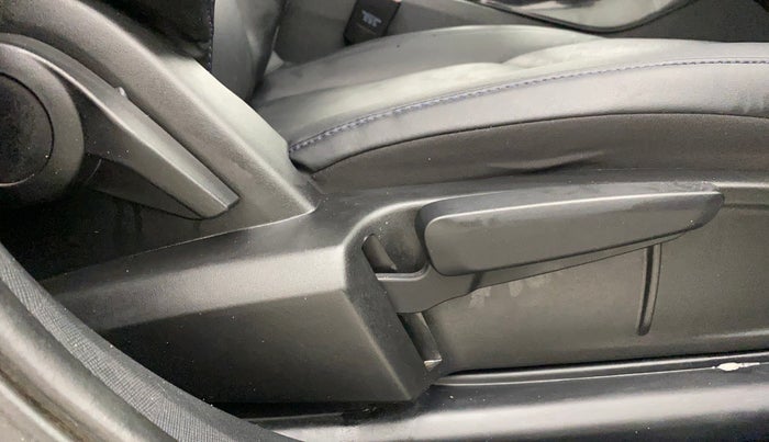 2023 Tata ALTROZ  XZ PLUS (S) DARK EDITION , Diesel, Manual, 23,254 km, Driver Side Adjustment Panel