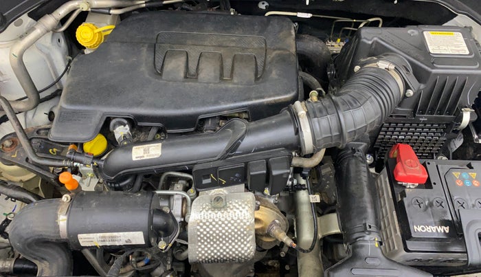 2023 Mahindra XUV300 W6 1.2 PETROL AMT, Petrol, Automatic, 15,464 km, Engine View