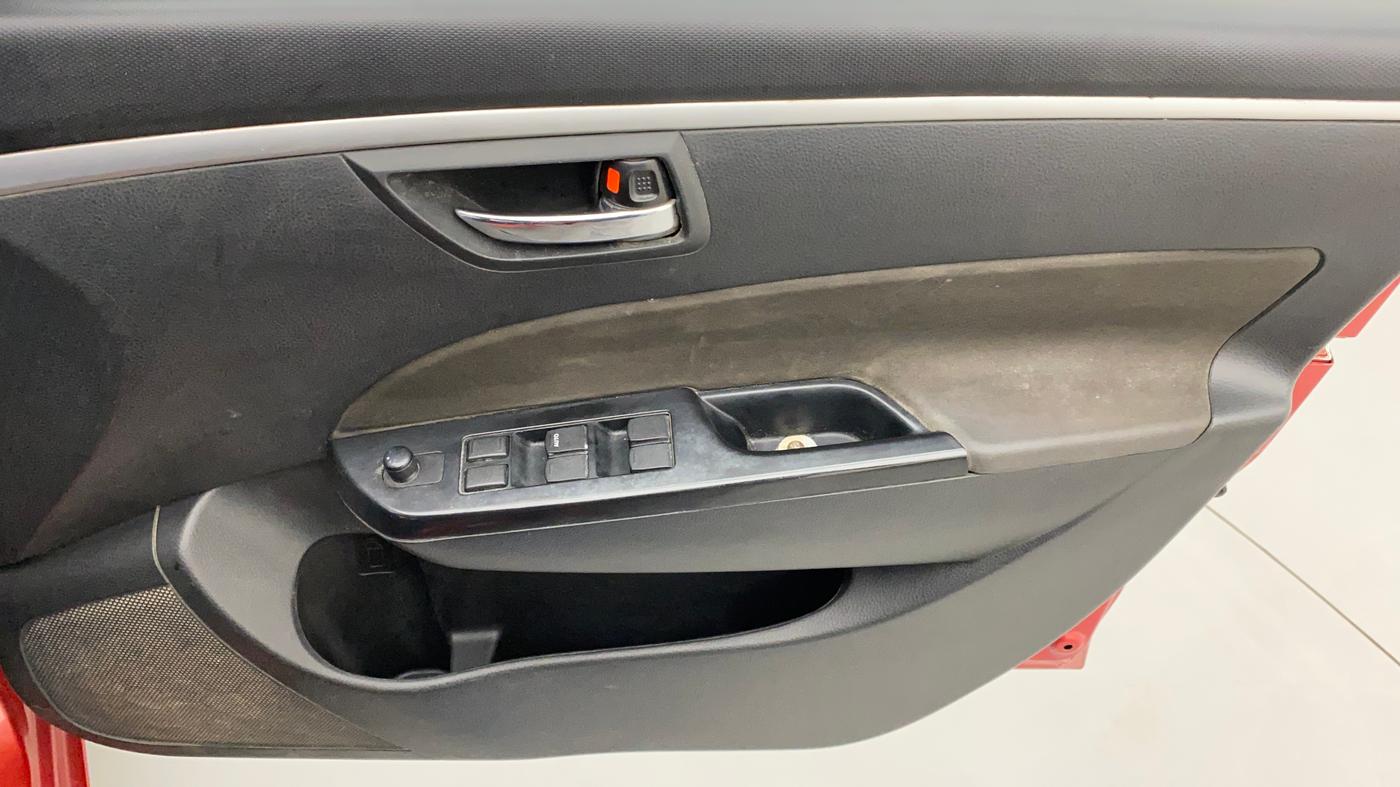 2014 Maruti Swift VDI, Diesel, Manual, 83,829 km, Driver Side Door Panels Control