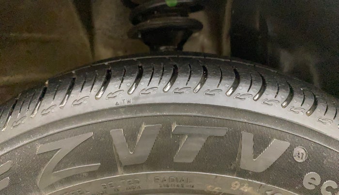 2023 Maruti New Wagon-R ZXI PLUS 1.2 AMT, Petrol, Automatic, 28,303 km, Right Front Tyre Tread