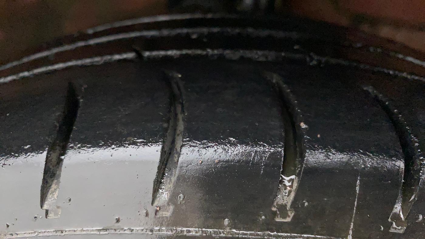2015 Maruti Celerio VXI AMT, Petrol, Automatic, 70,415 km, Right Front Tyre Tread
