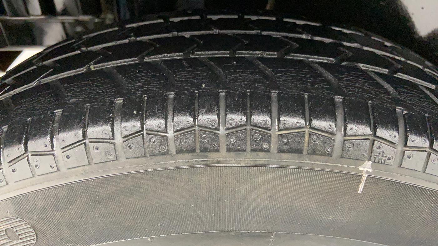 2014 Maruti Swift VXI D, Petrol, Manual, 65,564 km, Right Rear Tyre Tread