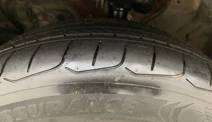 2021 KIA SELTOS GTX PLUS DCT 1.4 PETROL, Petrol, Automatic, 99,164 km, Left Front Tyre Tread