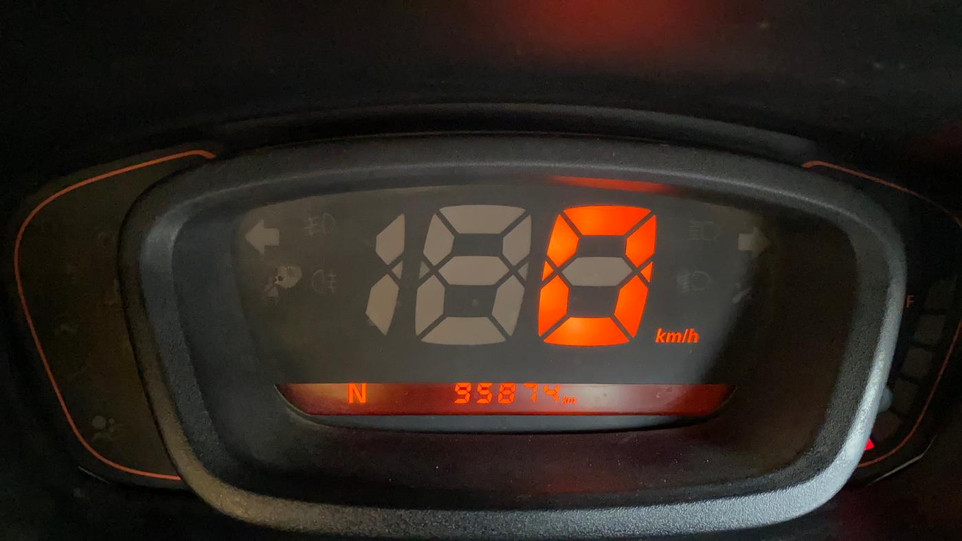 2019 Renault Kwid RXT 1.0 AMT (O), Petrol, Automatic, 95,870 km, Odometer Image