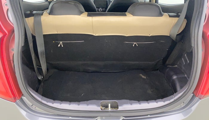 2015 Hyundai Eon ERA +, Petrol, Manual, 65,645 km, Boot Inside