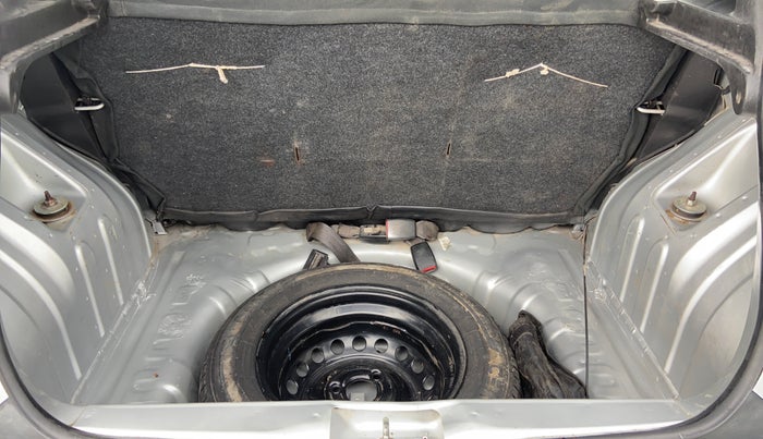 2021 Renault Kwid RXT 1.0 (O), Petrol, Manual, 79,393 km, Boot Inside