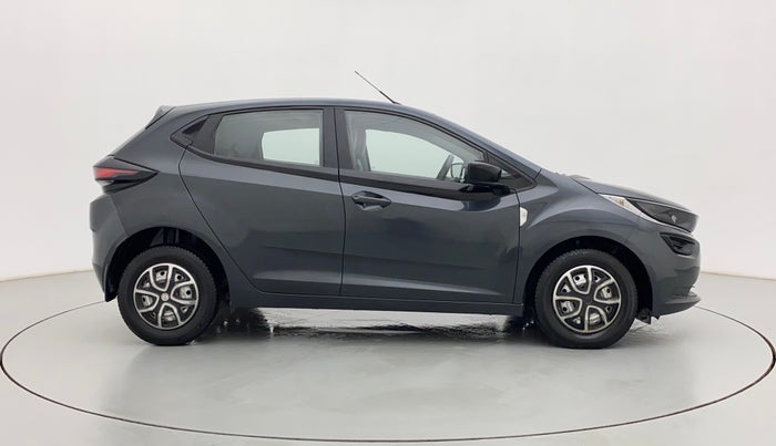 2020 Tata ALTROZ XM PLUS DIESEL, Diesel, Manual, 29,900 km, Right Side View
