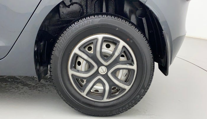 2020 Tata ALTROZ XM PLUS DIESEL, Diesel, Manual, 29,900 km, Left Rear Wheel