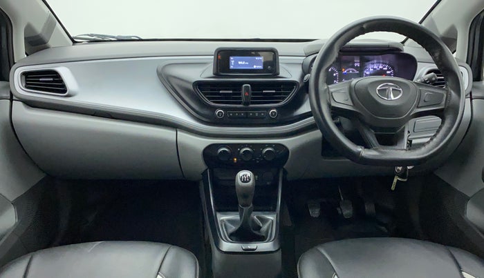 2020 Tata ALTROZ XM PLUS DIESEL, Diesel, Manual, 29,900 km, Dashboard