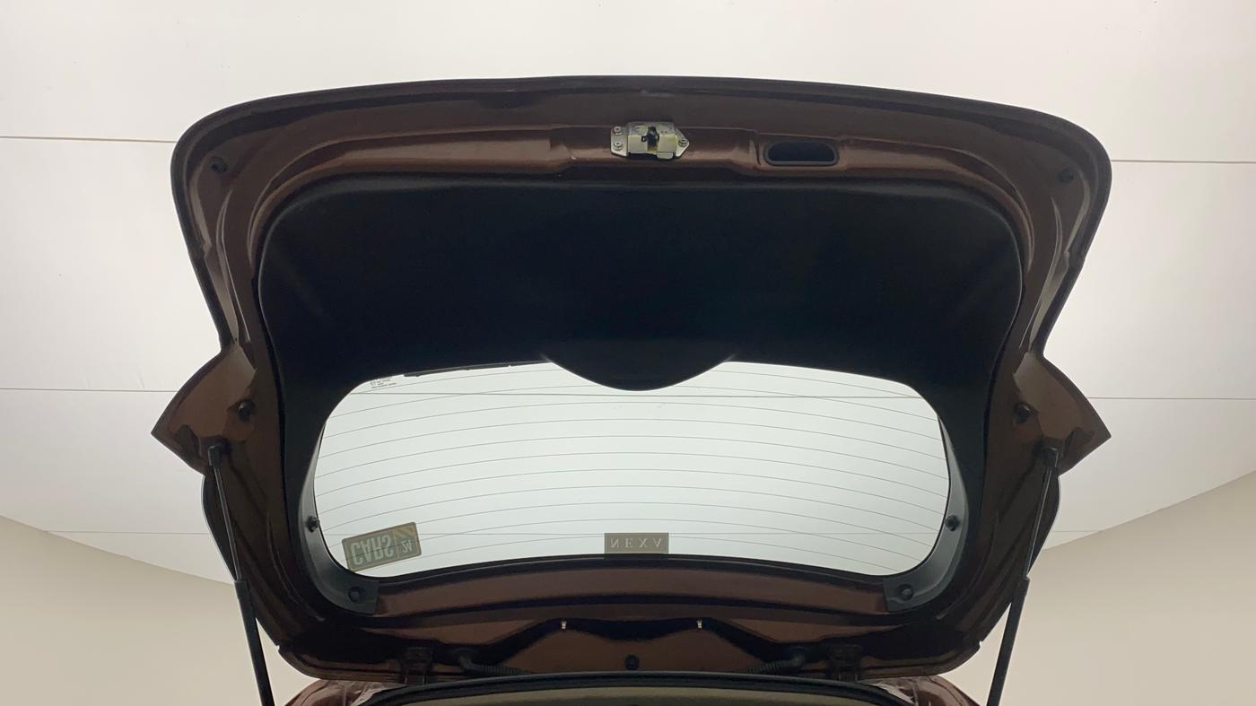 2015 Maruti S Cross ZETA 1.3, Diesel, Manual, 1,10,856 km, Boot Door Open