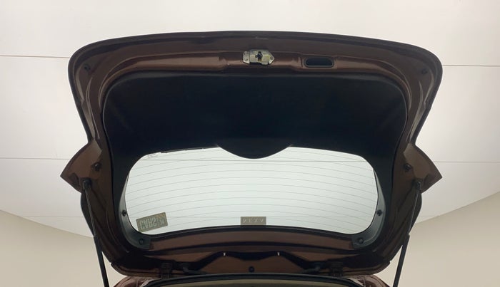 2015 Maruti S Cross ZETA 1.3, Diesel, Manual, 1,10,856 km, Boot Door Open