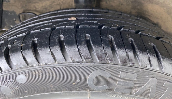 2018 Hyundai Grand i10 MAGNA U2 1.2 CRDI, Diesel, Manual, 68,439 km, Right Rear Tyre Tread