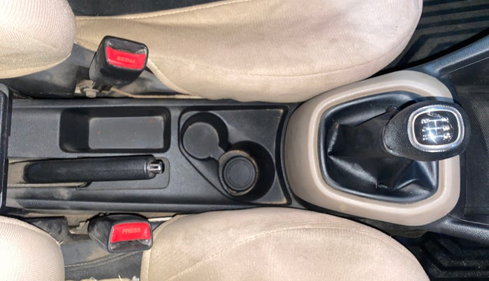 2016 Hyundai Grand i10 SPORTZ 1.2 KAPPA VTVT, Petrol, Manual, 46,229 km, Gear Lever