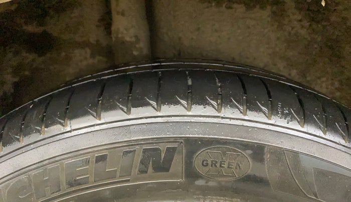 2017 Honda WR-V 1.2L I-VTEC VX MT, Petrol, Manual, 63,164 km, Right Rear Tyre Tread