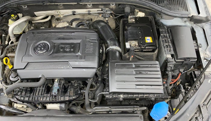 2018 Skoda Octavia L&K 1.8 TSI AT, Petrol, Automatic, 57,765 km, Engine View - Left