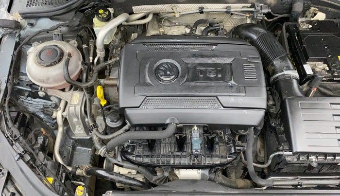 2018 Skoda Octavia L&K 1.8 TSI AT, Petrol, Automatic, 57,765 km, Engine View - Right