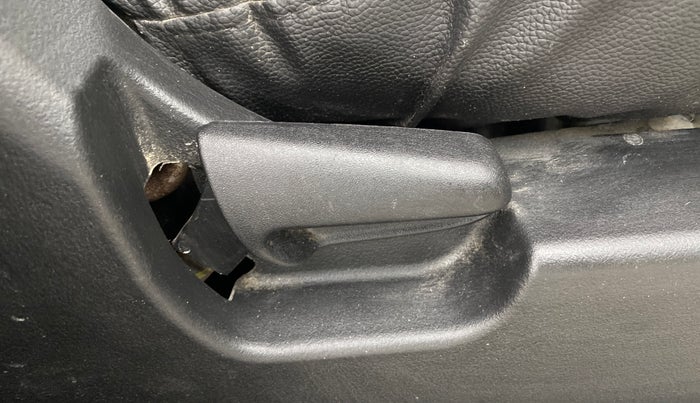 2017 Maruti Wagon R 1.0 VXI AMT, Petrol, Automatic, 17,765 km, Driver Side Adjustment Panel