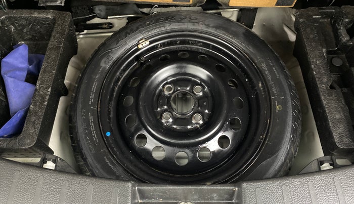 2017 Maruti Wagon R 1.0 VXI AMT, Petrol, Automatic, 17,765 km, Spare Tyre