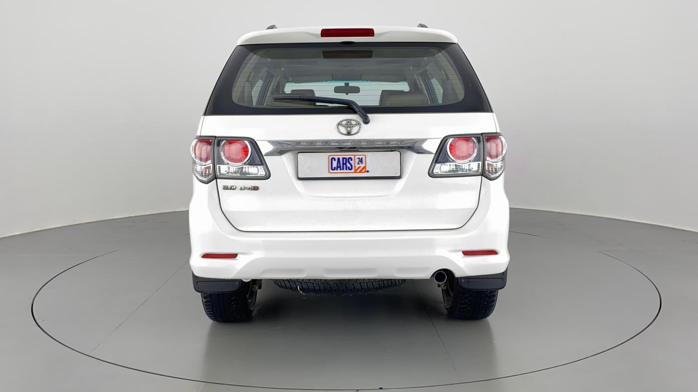 2015 Toyota Fortuner 3.0 MT 4X2, Diesel, Manual, 50,357 km, Back/Rear