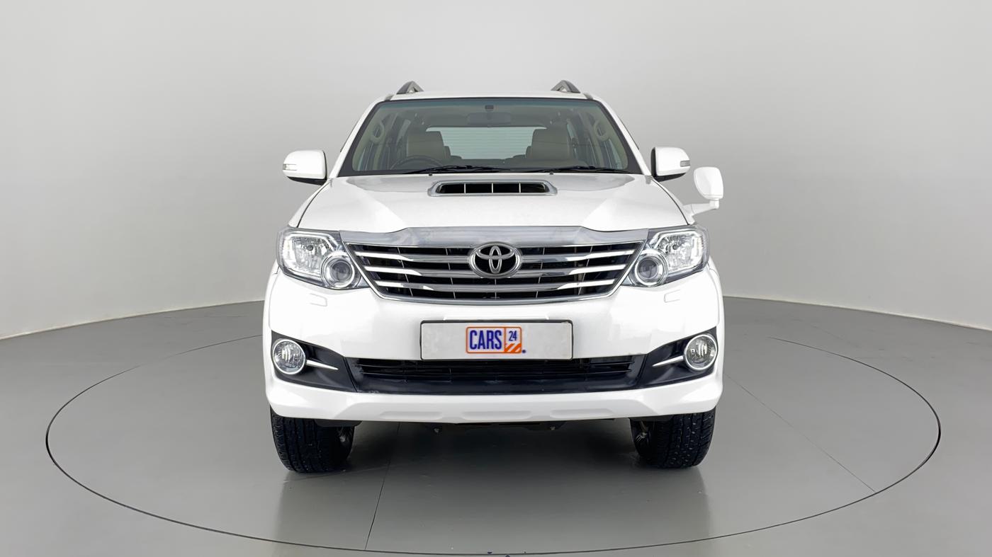 2015 Toyota Fortuner 3.0 MT 4X2, Diesel, Manual, 50,357 km, Front