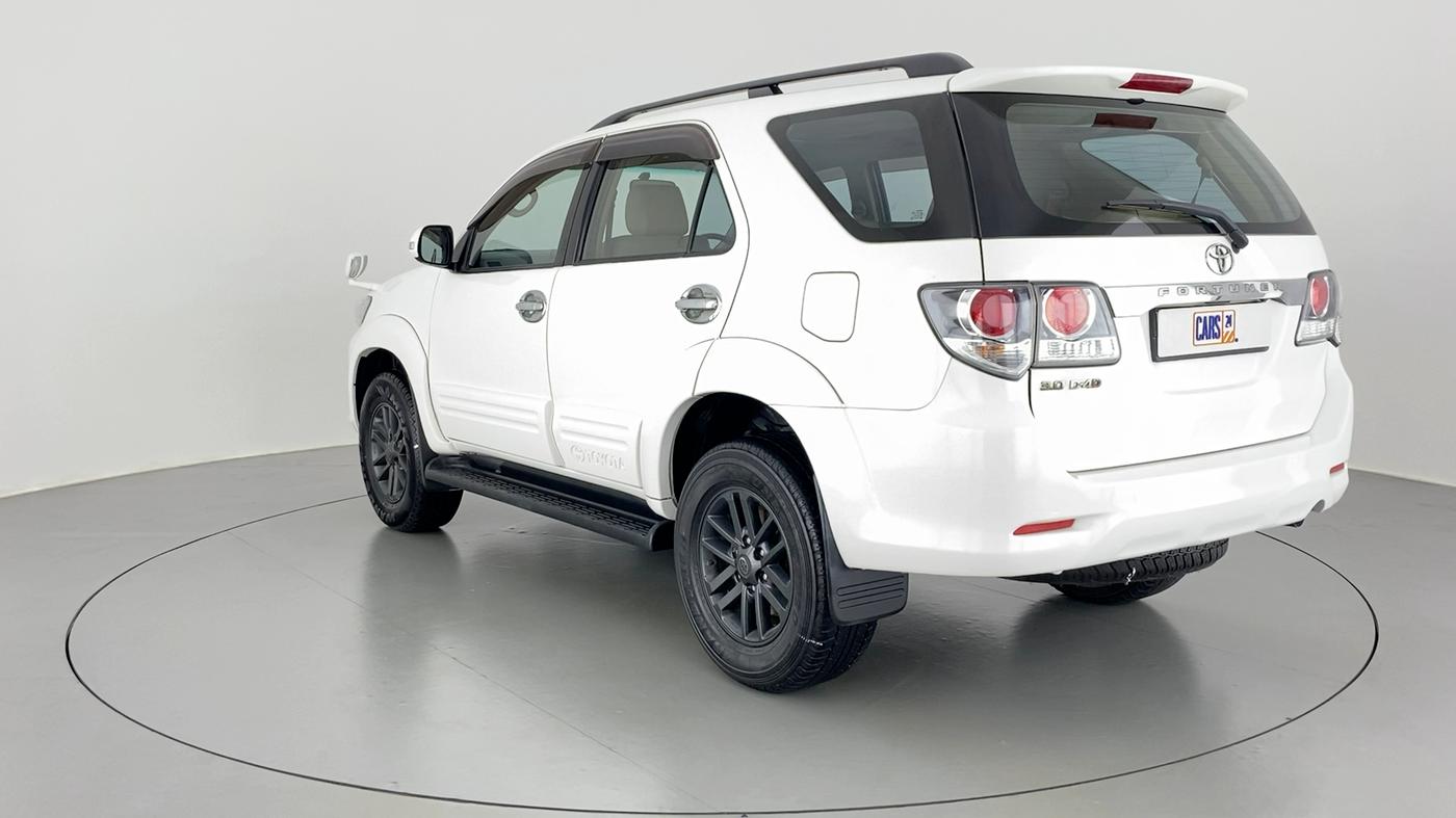2015 Toyota Fortuner 3.0 MT 4X2, Diesel, Manual, 50,357 km, Left Back Diagonal