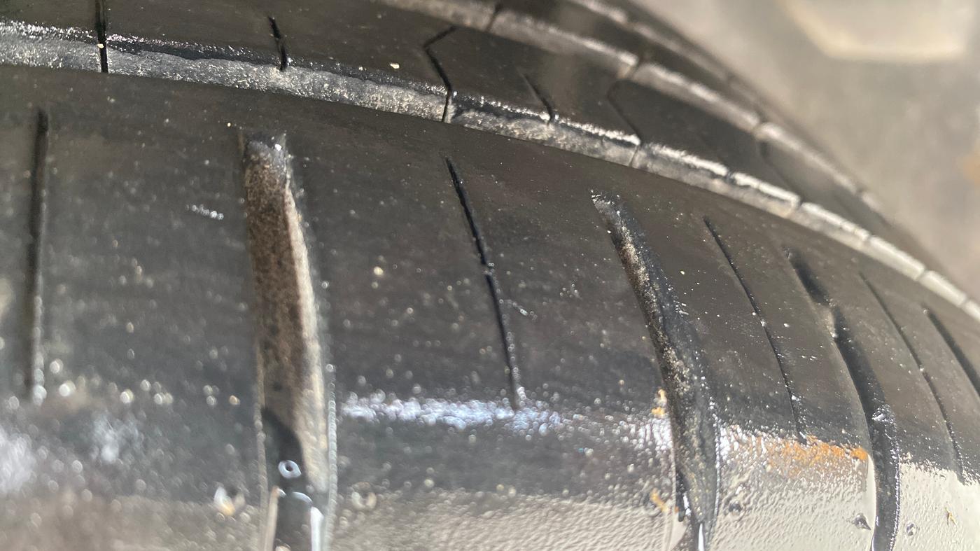 2018 Ford Figo Aspire TITANIUM 1.2 PETROL, Petrol, Manual, 73,276 km, Right Front Tyre Tread