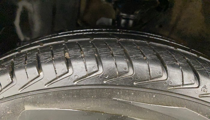 2022 Maruti New Wagon-R LXI CNG (O) 1.0, CNG, Manual, 53,181 km, Left Front Tyre Tread