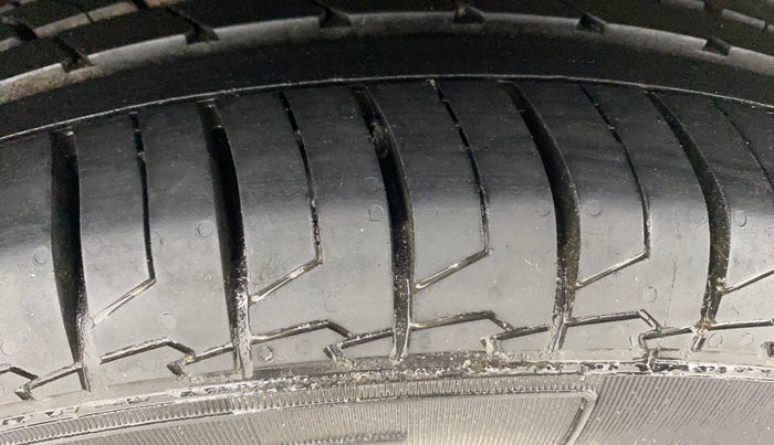 2019 Hyundai Verna 1.6 VTVT SX O, Petrol, Manual, 59,097 km, Right Rear Tyre Tread