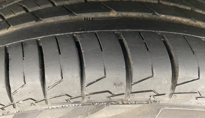 2019 Hyundai Verna 1.6 VTVT SX O, Petrol, Manual, 59,097 km, Left Front Tyre Tread