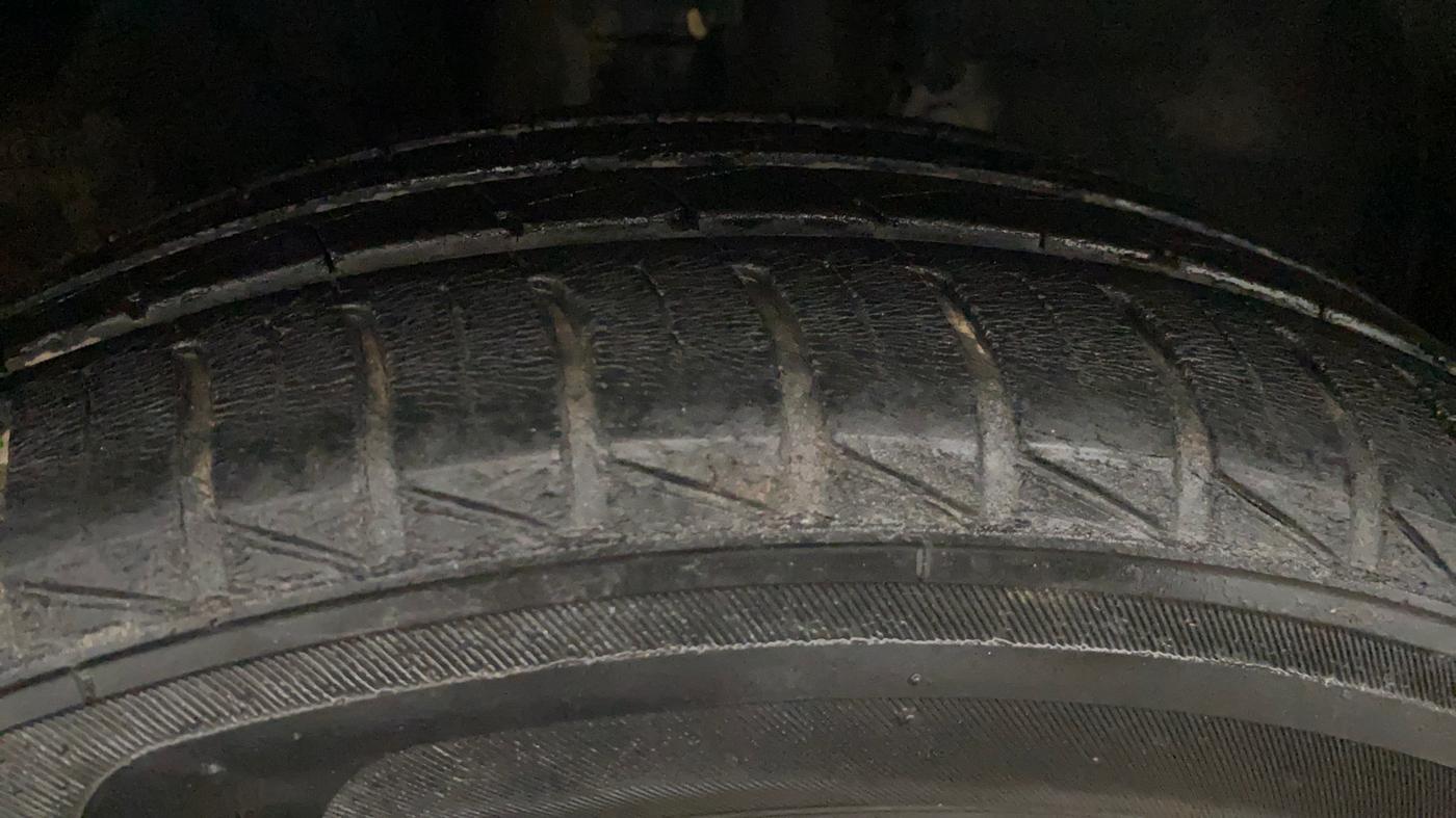 2020 Renault Kwid RXL, Petrol, Manual, 34,056 km, Right Front Tyre Tread