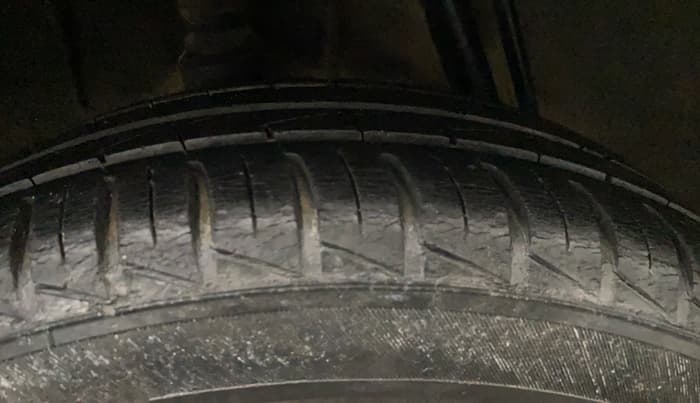 2020 Renault Kwid RXL, Petrol, Manual, 34,056 km, Right Rear Tyre Tread