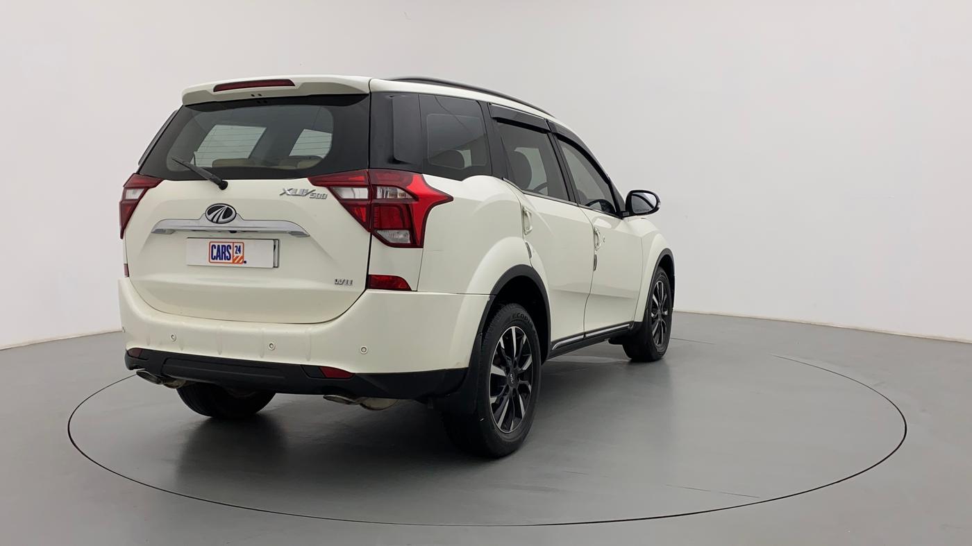 2020 Mahindra XUV500 W11 (O), Diesel, Manual, 55,921 km, Right Back Diagonal