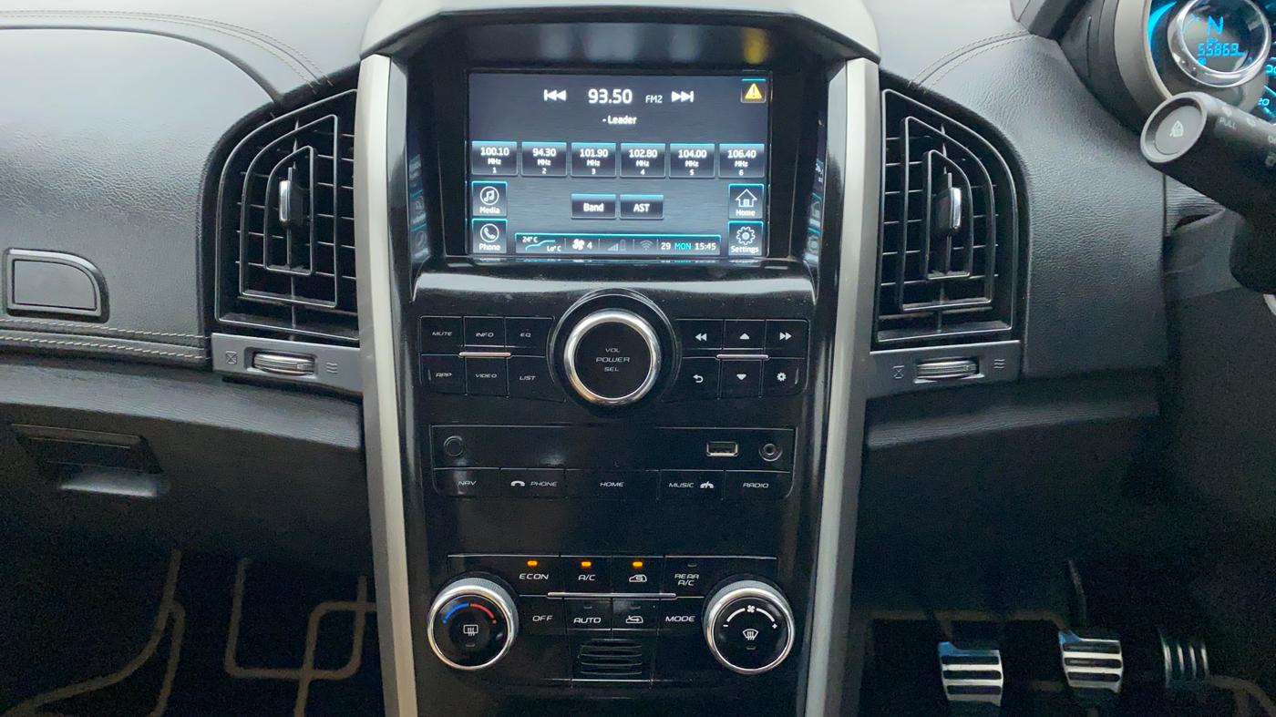 2020 Mahindra XUV500 W11 (O), Diesel, Manual, 55,921 km, Air Conditioner