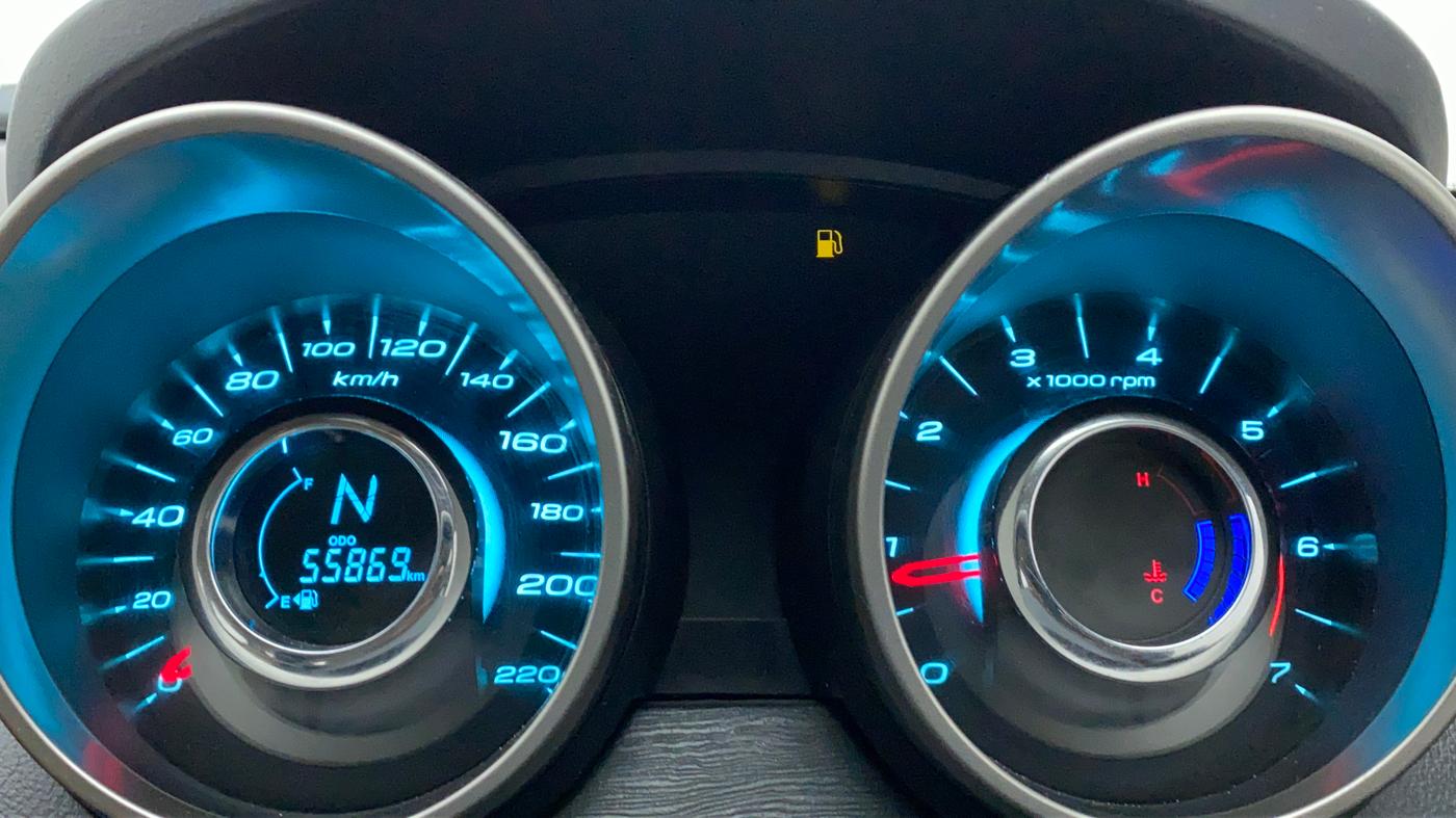 2020 Mahindra XUV500 W11 (O), Diesel, Manual, 55,921 km, Odometer Image
