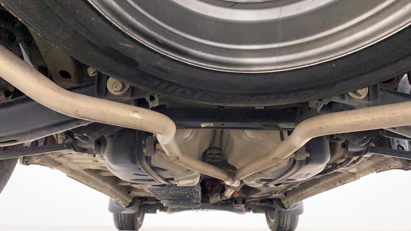 2020 Mahindra XUV500 W11 (O), Diesel, Manual, 55,921 km, Rear Underbody