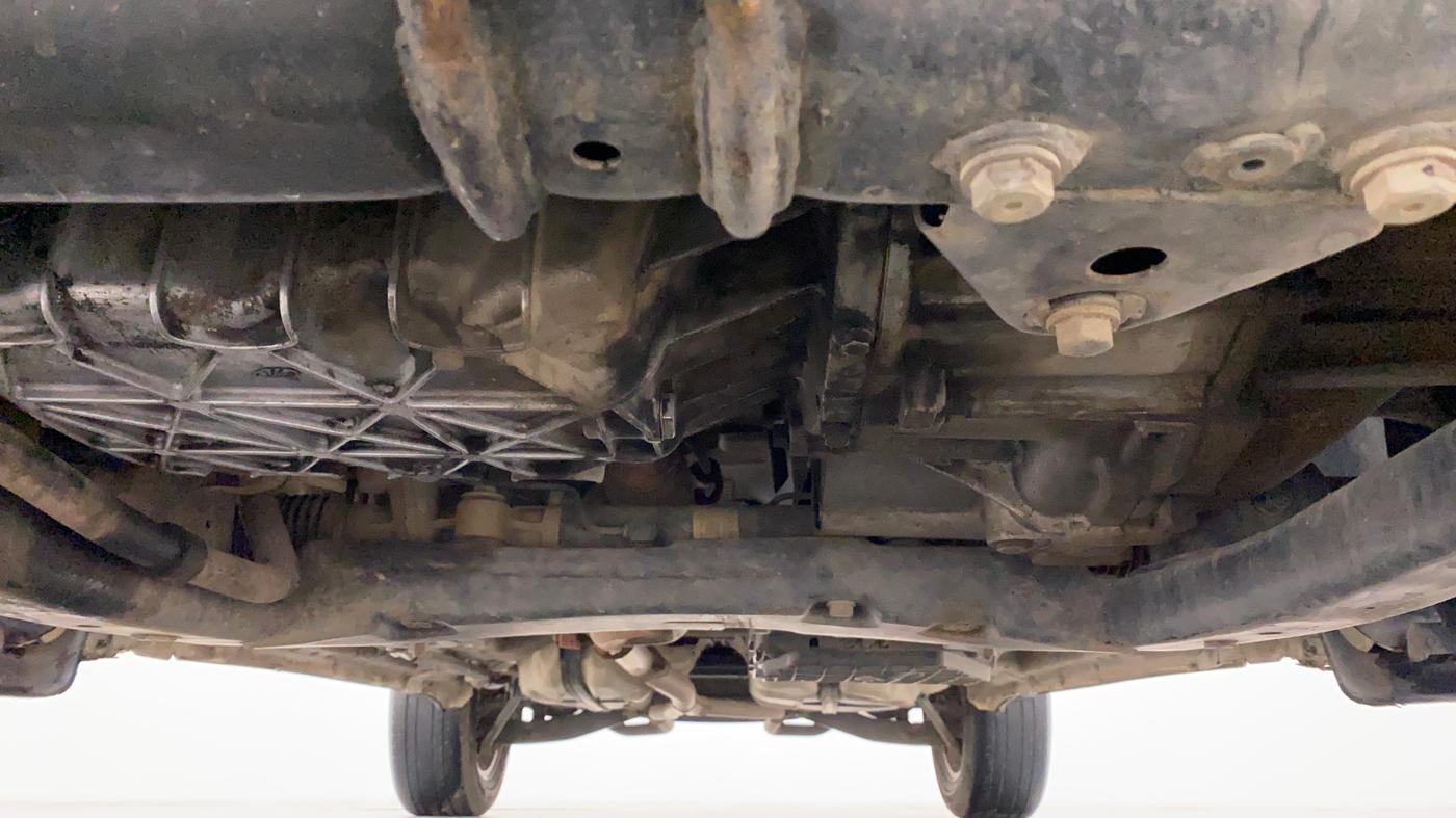 2020 Mahindra XUV500 W11 (O), Diesel, Manual, 55,921 km, Front Underbody