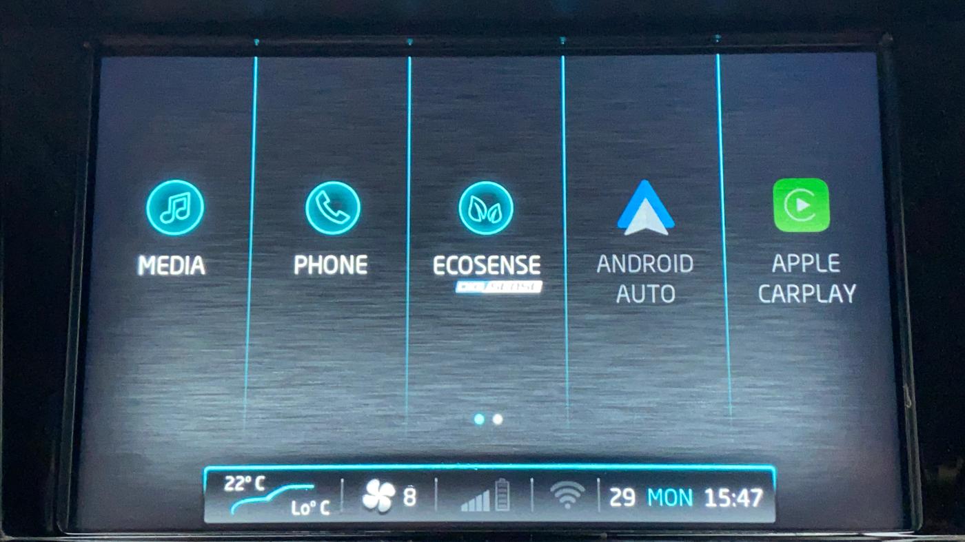 2020 Mahindra XUV500 W11 (O), Diesel, Manual, 55,921 km, Apple CarPlay and Android Auto