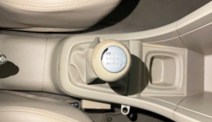 2015 Maruti Swift Dzire VXI, Petrol, Manual, 58,758 km, Gear Lever