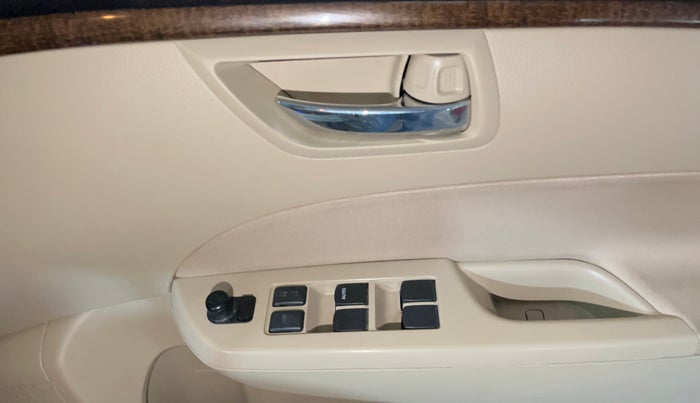 2015 Maruti Swift Dzire VXI, Petrol, Manual, 58,758 km, Driver Side Door Panels Control