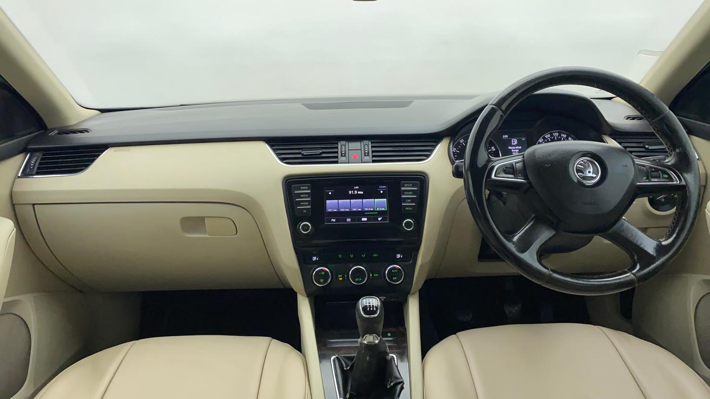 2013 Skoda Octavia AMBITION 1.4 TSI, Petrol, Manual, 81,854 km, Dashboard