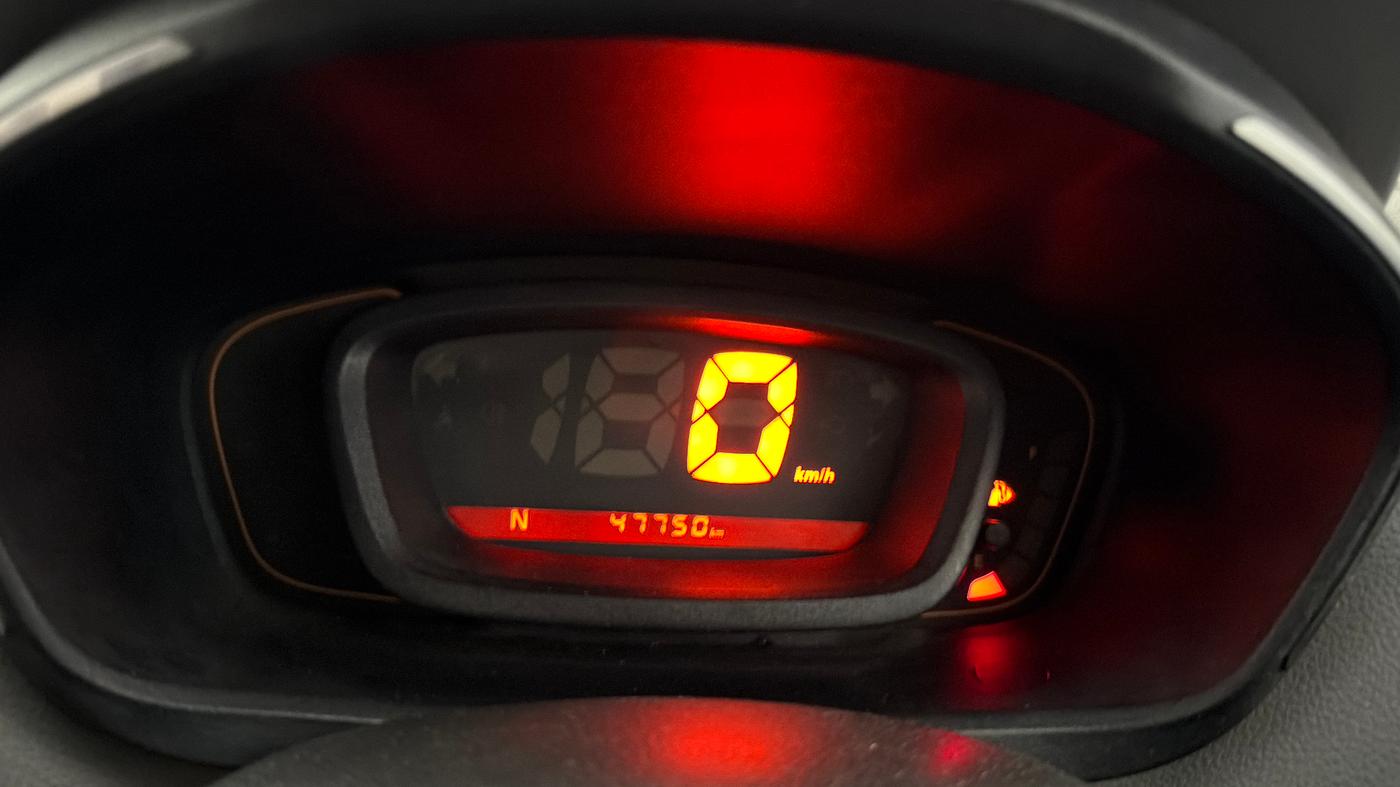 2017 Renault Kwid RXT 1.0 AMT, Petrol, Automatic, 47,686 km, Odometer Image