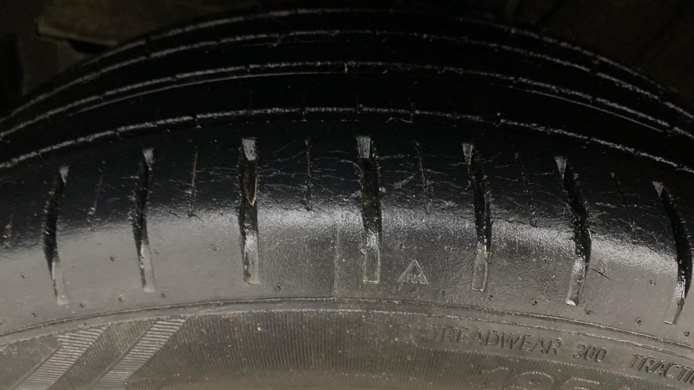 2023 Maruti Baleno ALPHA PETROL 1.2, Petrol, Manual, 57,516 km, Left Front Tyre Tread