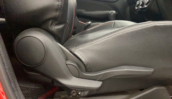 2019 Maruti Swift VXI, Petrol, Manual, 34,723 km, Driver Side Adjustment Panel