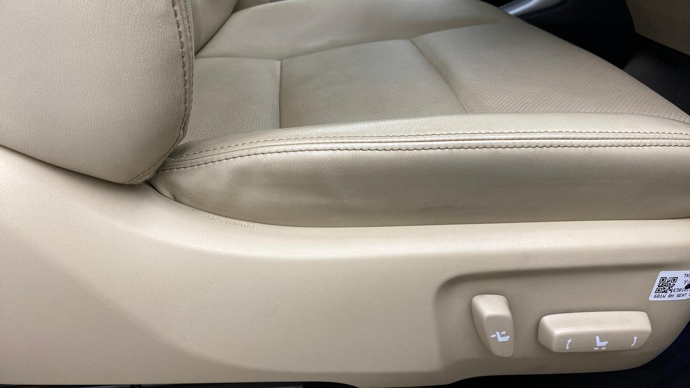 2020 Toyota YARIS VX CVT, Petrol, Automatic, 15,550 km, Driver Side Adjustment Panel