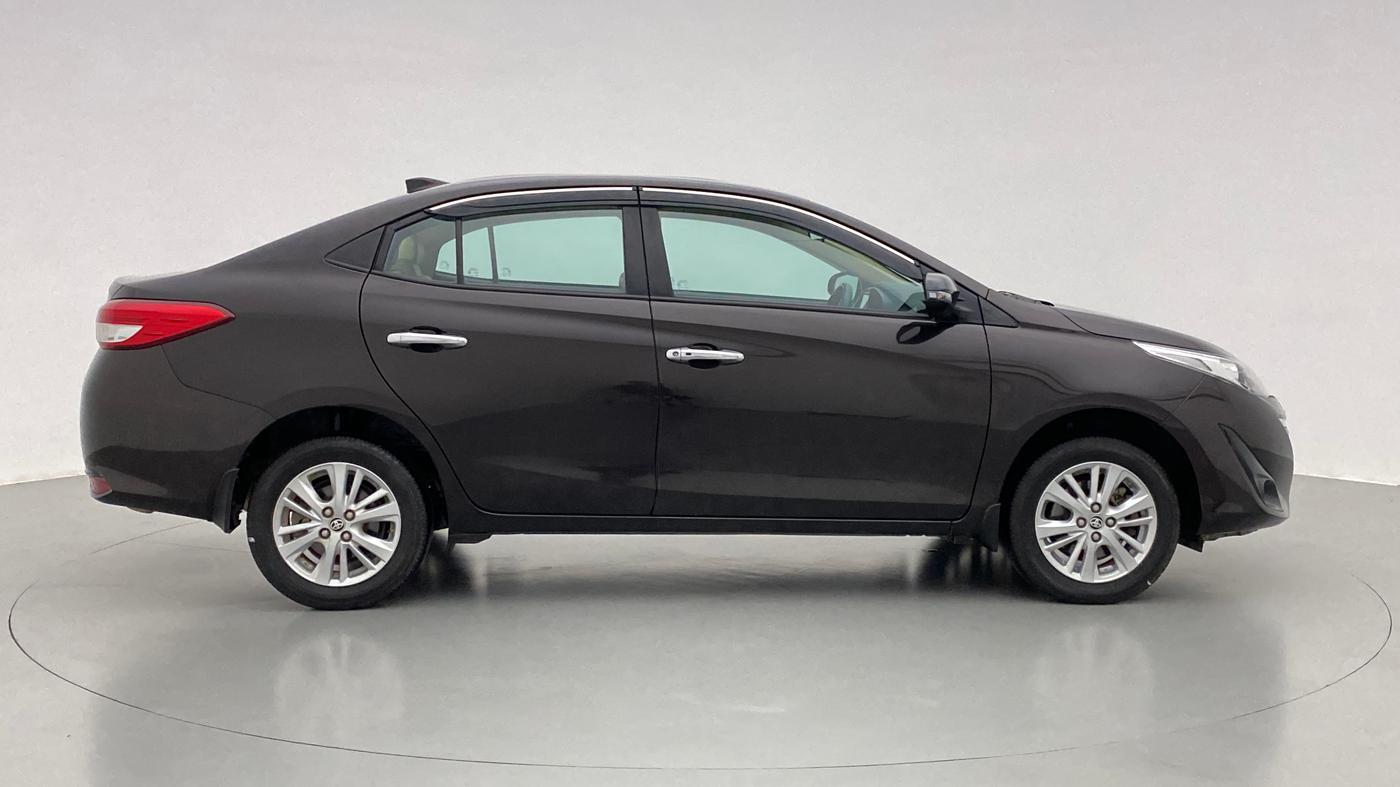 2020 Toyota YARIS VX CVT, Petrol, Automatic, 15,550 km, Right Side View