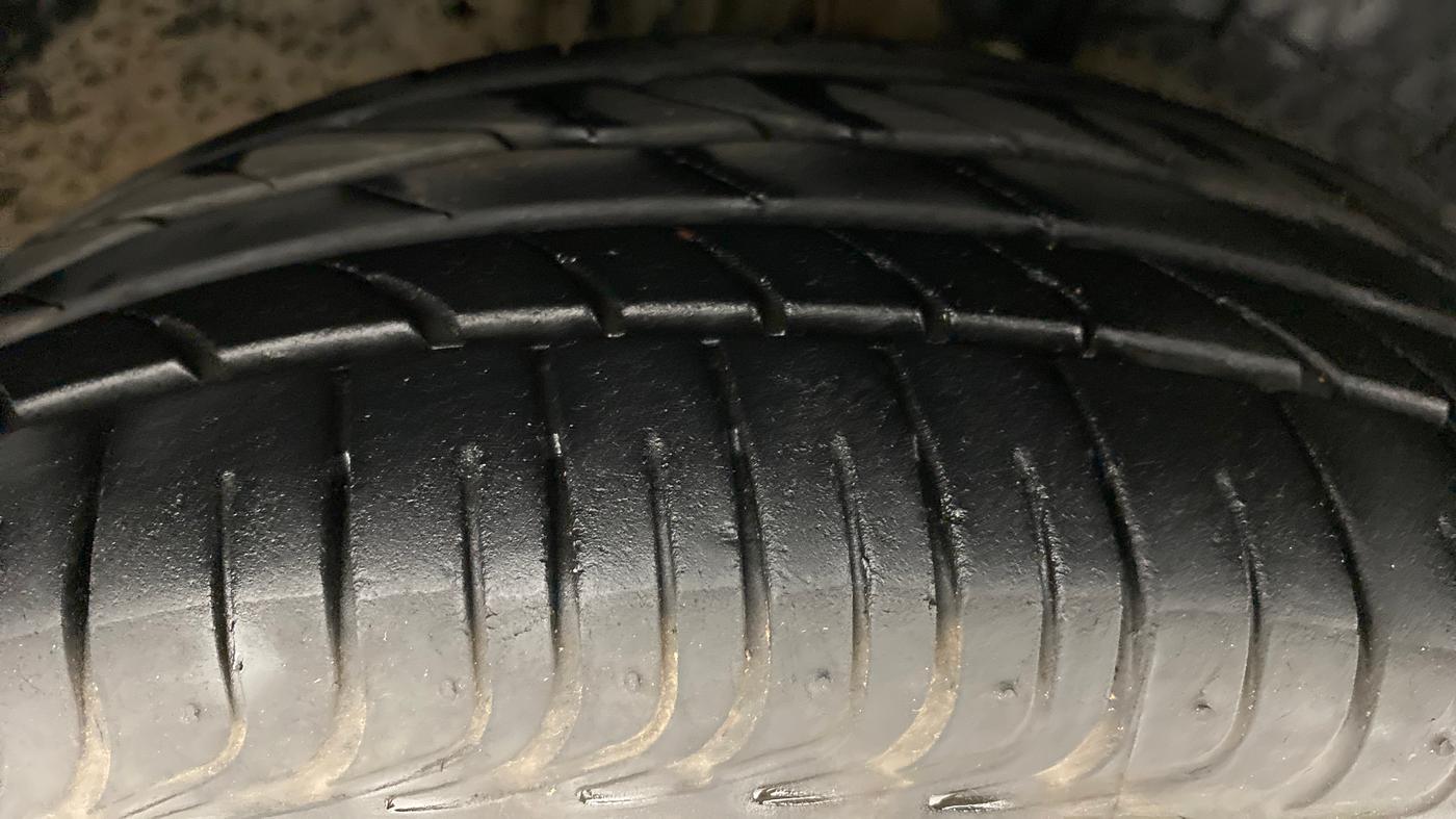 2020 Toyota YARIS VX CVT, Petrol, Automatic, 15,550 km, Right Front Tyre Tread