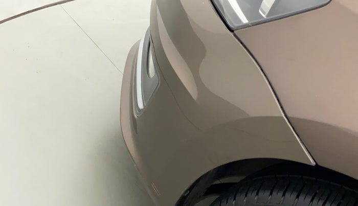 2016 Volkswagen Vento HIGHLINE PETROL AT, Petrol, Automatic, 87,911 km, Front bumper - Minor scratches